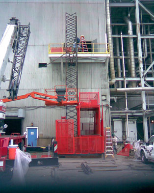 personnel and material hoist